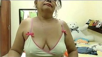 Live webcam masturbation Granny Christina