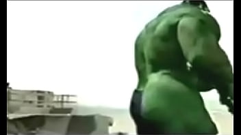 The Giant Hulk Got CAKEZ